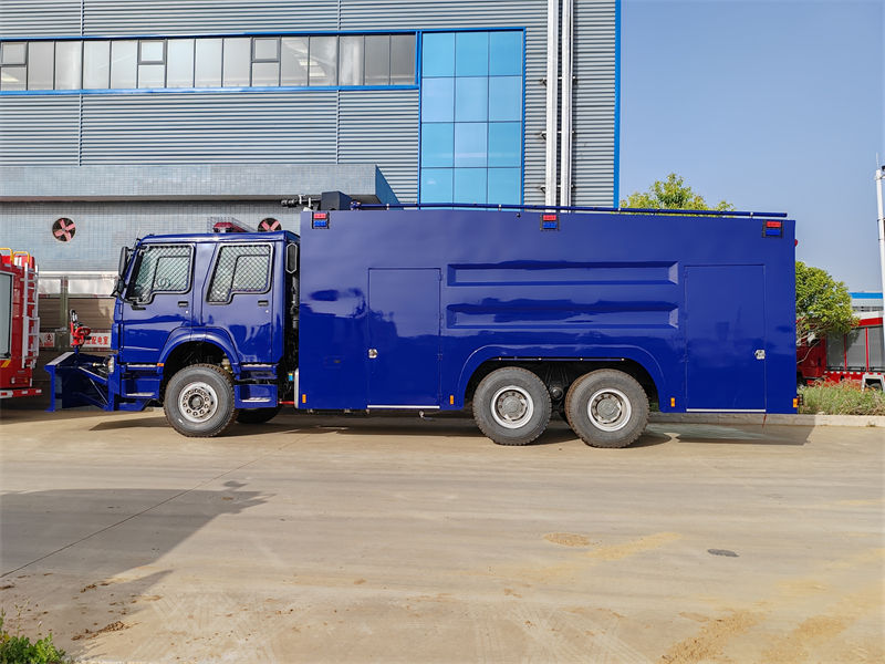 Howo fire fighting riot truck