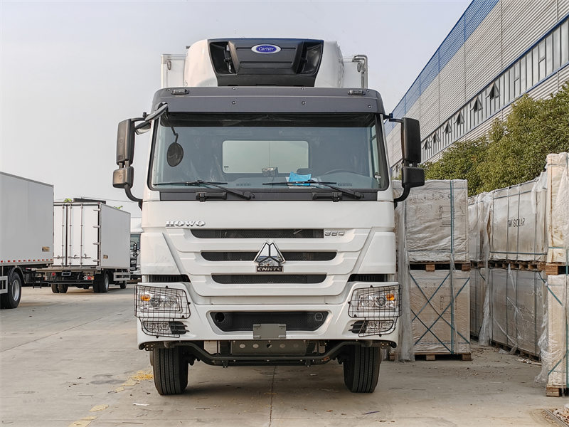 Howo 20tons freezer van