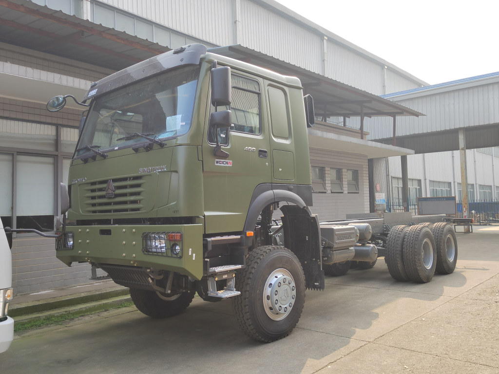 HOWO 6x6 Driving Cab Chassis Truck