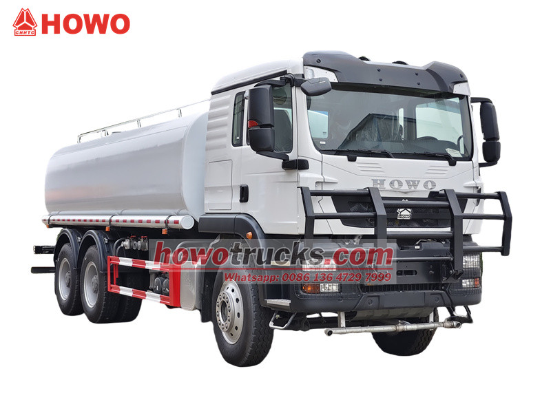 HOWO 6WD water tank truck
