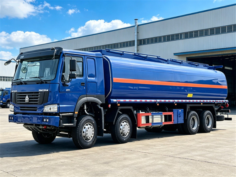 HOWO&nbsp;30000L&nbsp;wildland&nbsp;fuel&nbsp;bowser&nbsp;truck